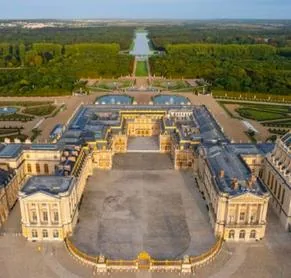 Château de Versailles vu du ciel